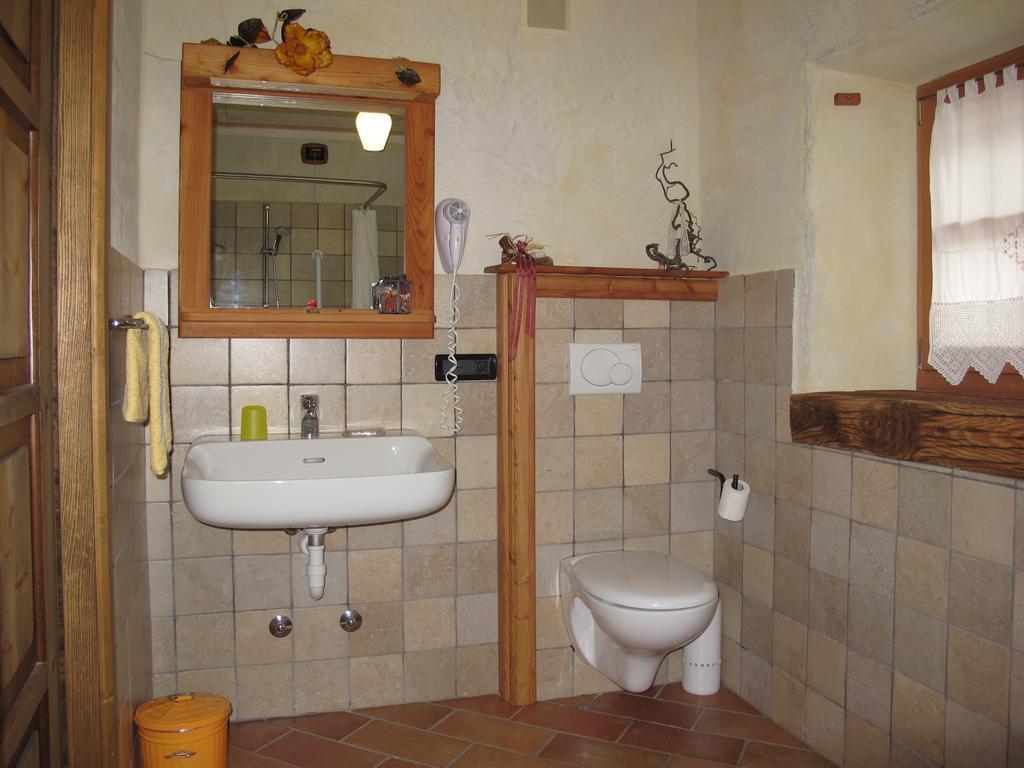 Agriturismo Alpenvidehof Villa กอเรโด ห้อง รูปภาพ