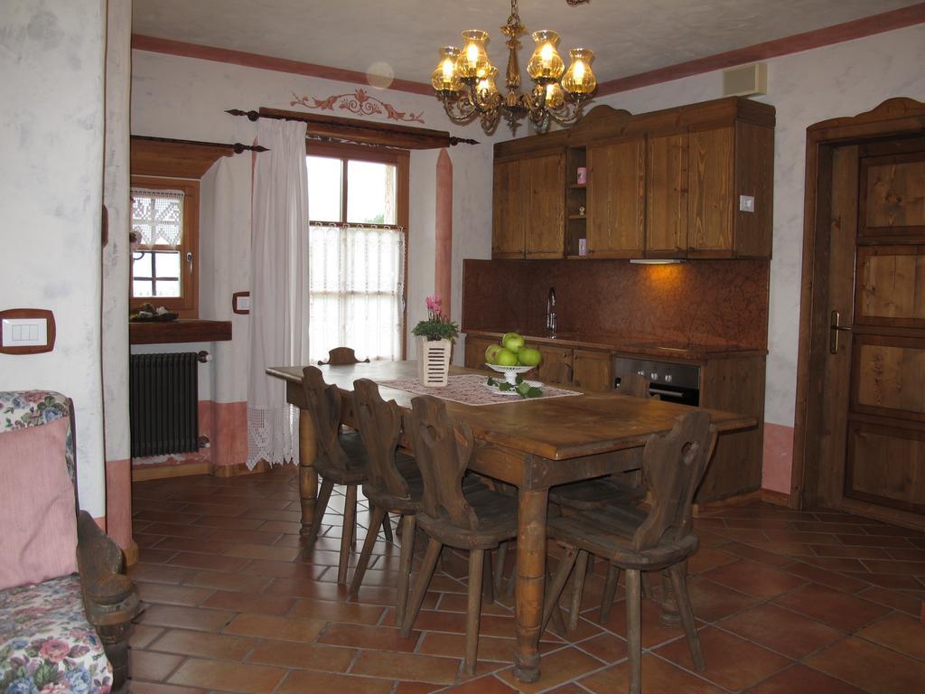 Agriturismo Alpenvidehof Villa กอเรโด ห้อง รูปภาพ