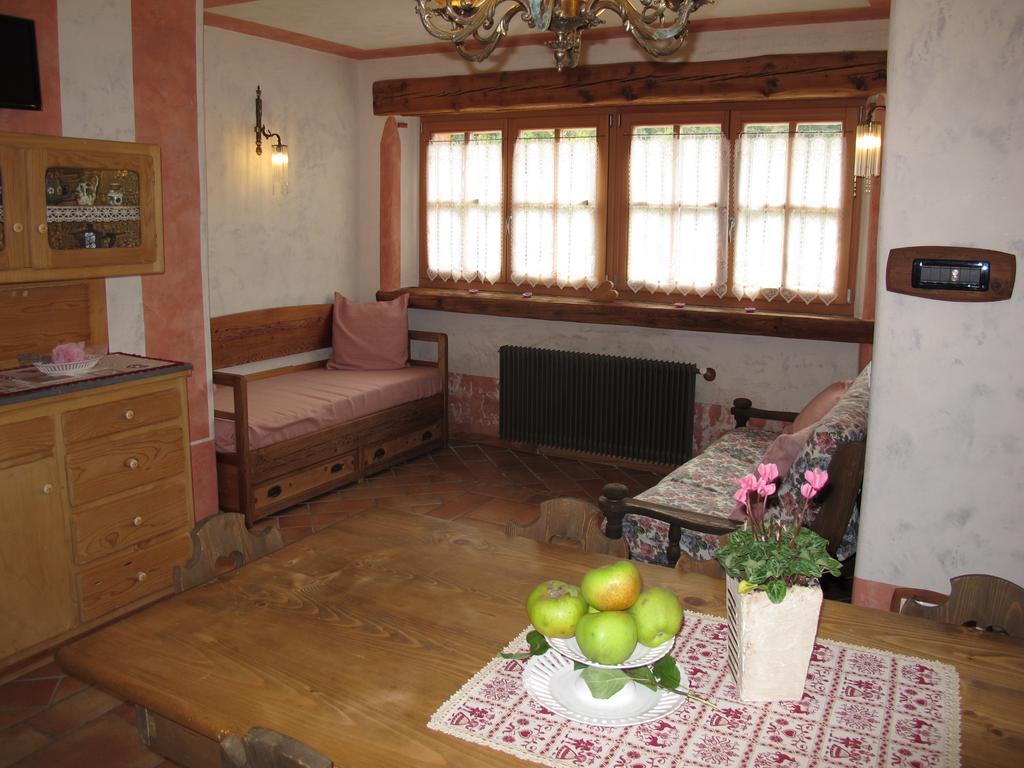 Agriturismo Alpenvidehof Villa กอเรโด ห้อง รูปภาพ